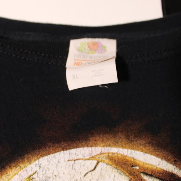 Grunge Skull Graphic Tee - Picture 4 of 4